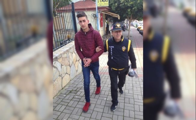 Norveçli turiste kapkaç