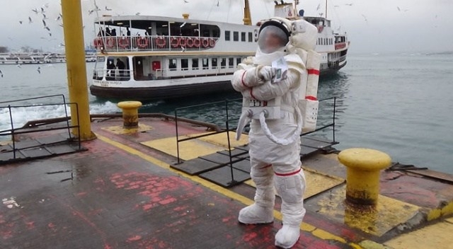 O astronot bu sefer de vapura bindi