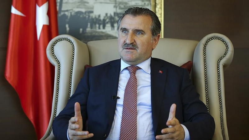 Osman Aşkın Bak : ʹʹSpor turizmi için daha fazla yatırım yapmamız gerekiyorʹʹ