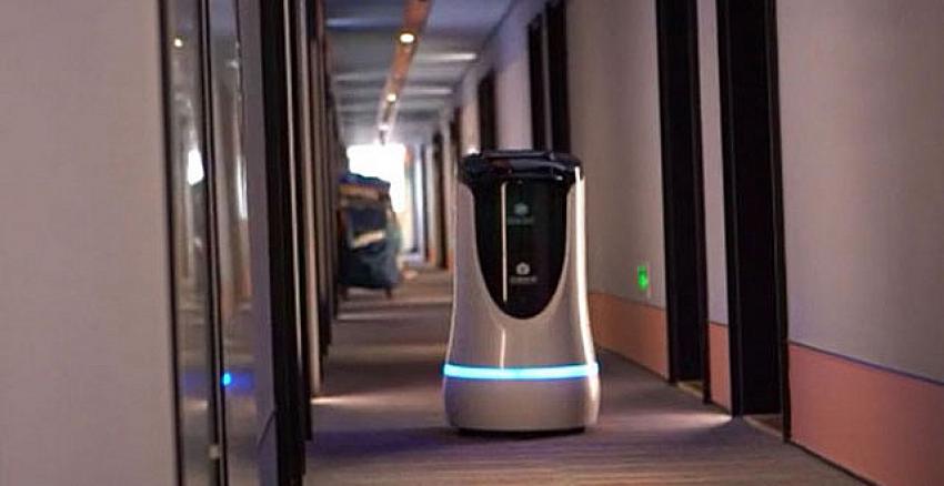 Otelde korona virüsüne robotlu önlem!