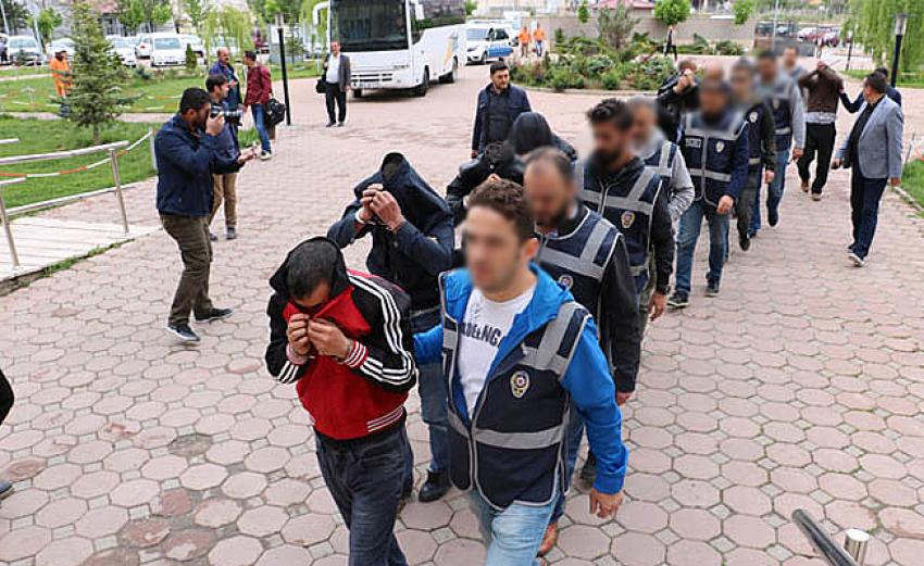 Şifre: Yeni Araçlarımız Geldi! Otel sahibi fuhuştan gözaltına alındı