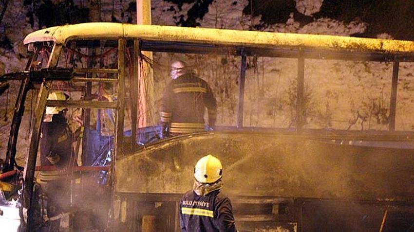 31 yolcusu olan otobüs alev alev yandı!