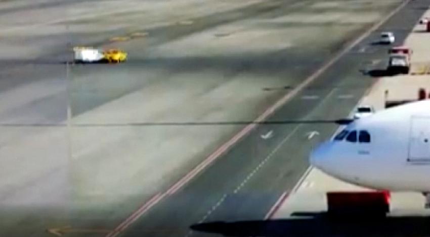 Uçak pistinde trafik kazası!