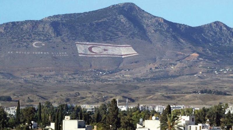 Rumlar KKTCʹye turist ambargosu uygulamaya başladı
