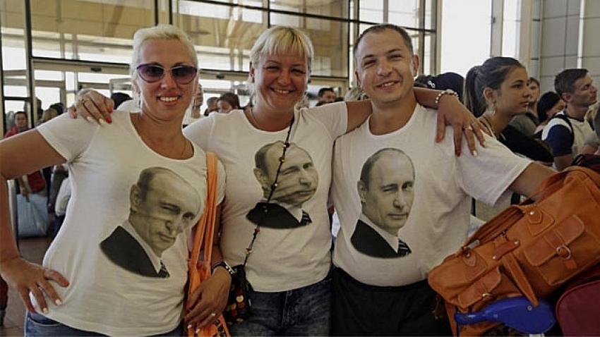 Rus turistler erken rezervasyona başladı! Tercih ettikleri ülke şaşırttı