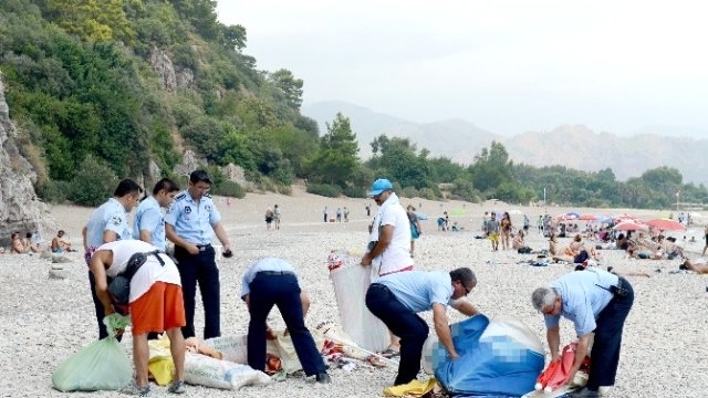 Sahillerde seyyar satıcı operasyonu