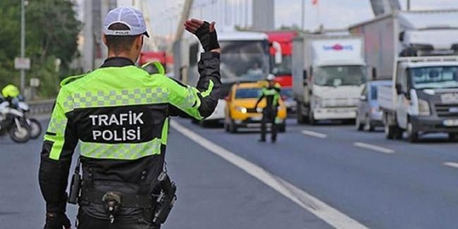 Seyahat acentasına 10 günde gelen 300 trafik cezası isyan ettirdi!