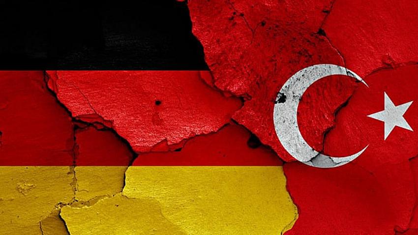 Almanya'dan Türkiye'ye seyahat uyarısı