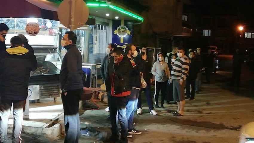 Son dakika sokağa çıkma yasağı sonrası halk dışarı koştu!