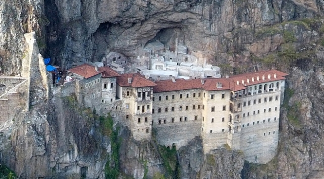 Sümela Manastırıʹnda büyük tehlike