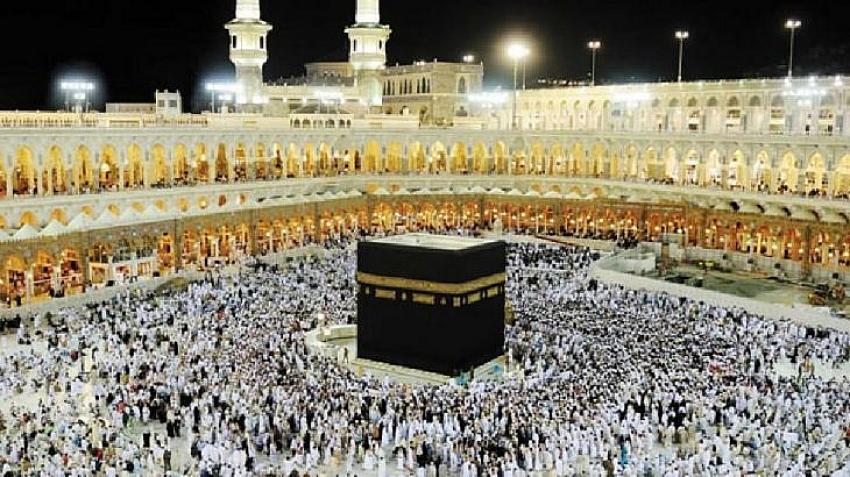 Suudi Arabistan'dan flaş karar! Umre ziyaretleri durduruldu