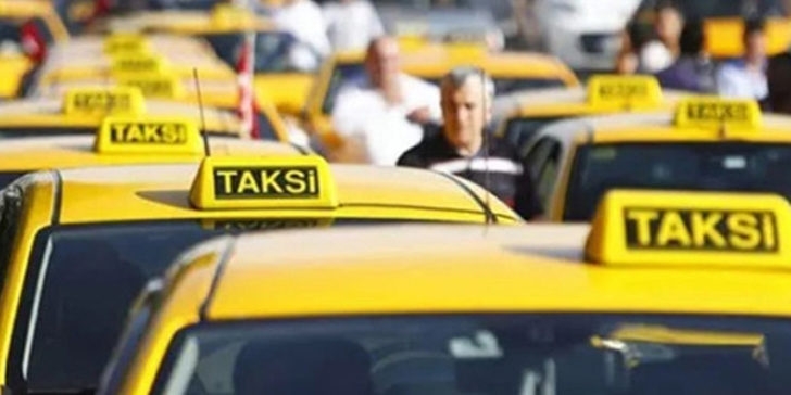 Taksici terörü bu kez Antalyaʹda yaşandı!