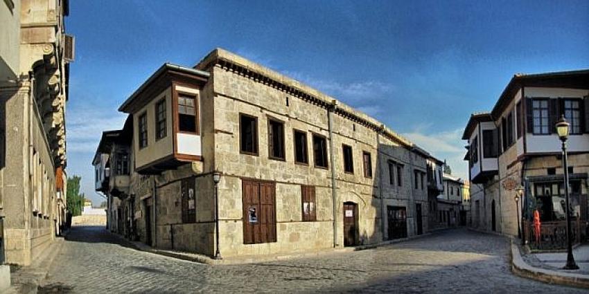 Tarsus'taki 7 tarihi ev butik otel oluyor
