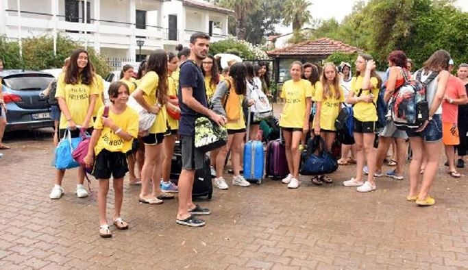 Tatil köyünde tatilcilere şok! Her şey dahil diye anlaştılar aç kaldılar