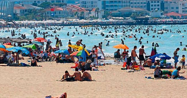Tatilcilerin 23 Nisan tercihi Ege sahilleri oldu