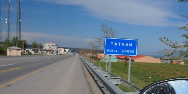 Tatvan İranlı turistleri bekliyor