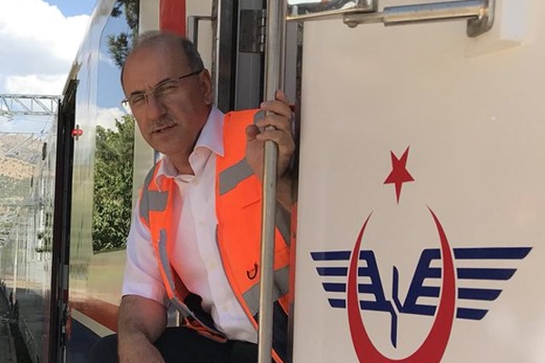 TCDD Genel Müdürü İsa Apaydın görevden alındı