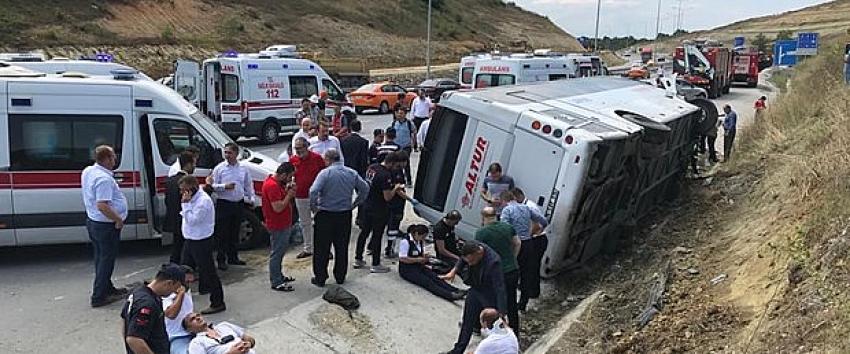 İstanbul Havalimanı THY personel servisi kaza yaptı!