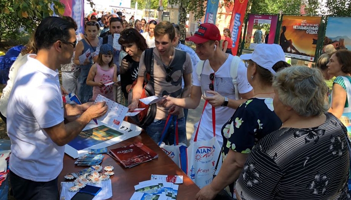 Türkiye Festivaliʹnde Alanya kuyruğu