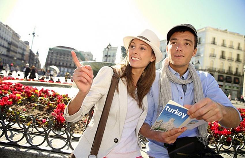 İşte koronavirüs gölgesinde Nisan ayında Türkiye'ye gelen turist sayısı