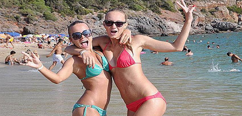 Ukraynalı turistlerden dünyaya çağrı: ''Korkmayın, Türkiye'ye gelin''