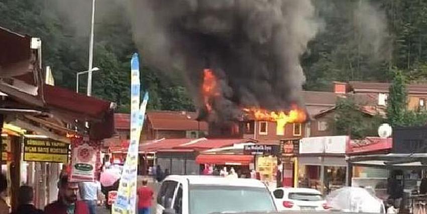 Uzungöl'de pansiyonda yangın